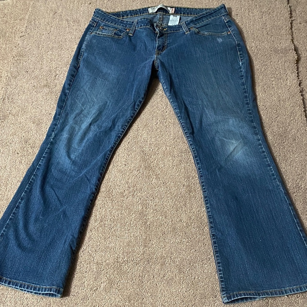 Vintage Levi's Women's Too Superlow Bootcut Jeans 15Short Y2k Denim